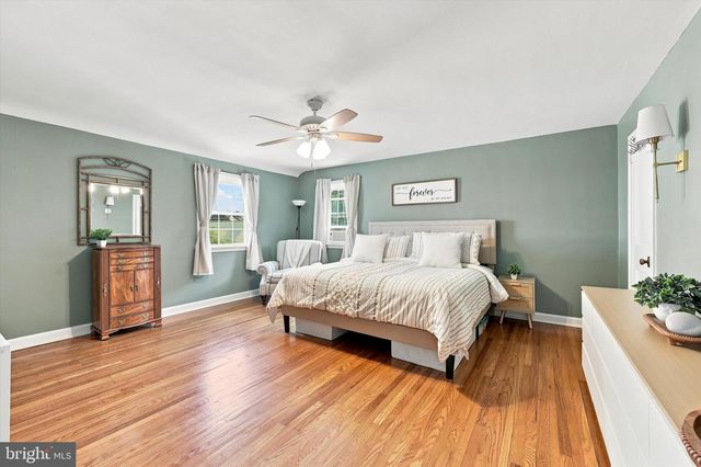 808 STANBRIDGE RD, Drexel Hill, PA 19026