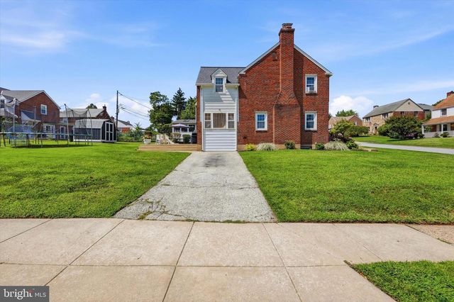 808 STANBRIDGE RD, Drexel Hill, PA 19026