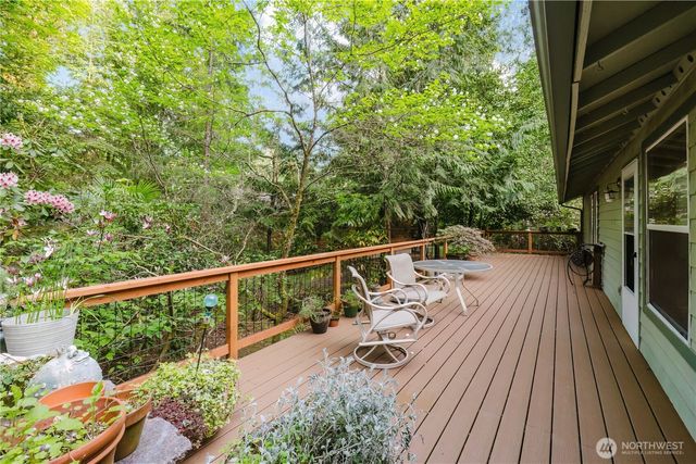566 E Pointes Drive W, Shelton, WA 98584