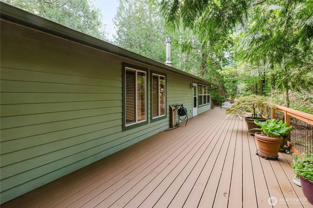 566 E Pointes Drive W, Shelton, WA 98584