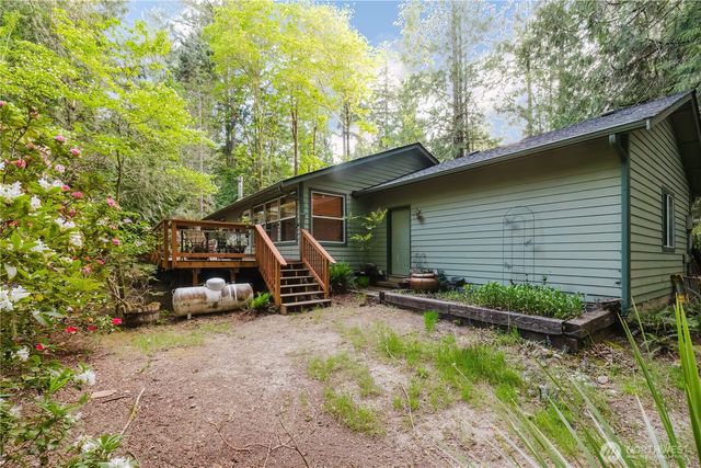 566 E Pointes Drive W, Shelton, WA 98584