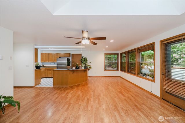 566 E Pointes Drive W, Shelton, WA 98584