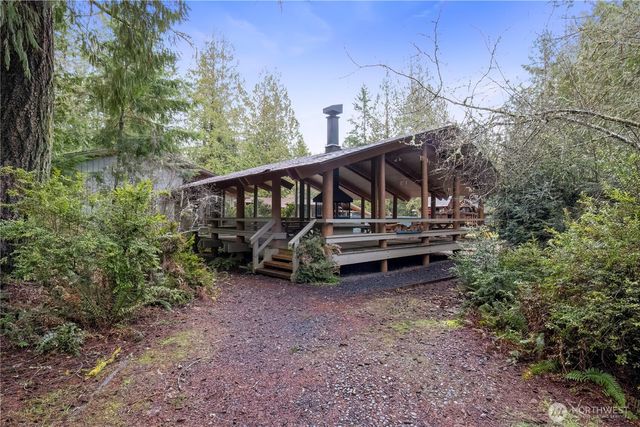 566 E Pointes Drive W, Shelton, WA 98584