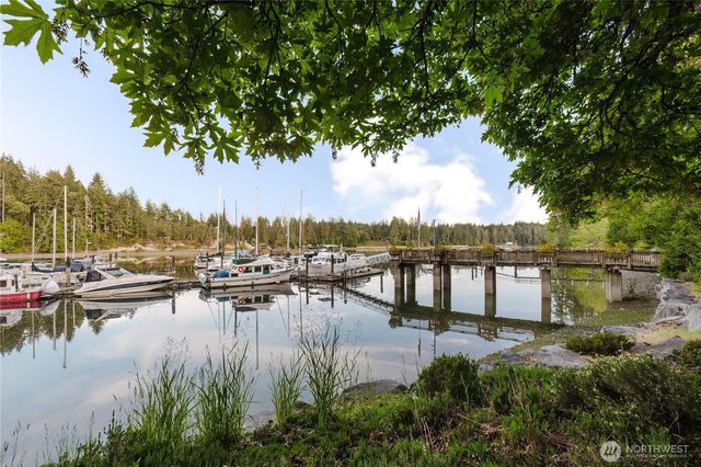 566 E Pointes Drive W, Shelton, WA 98584