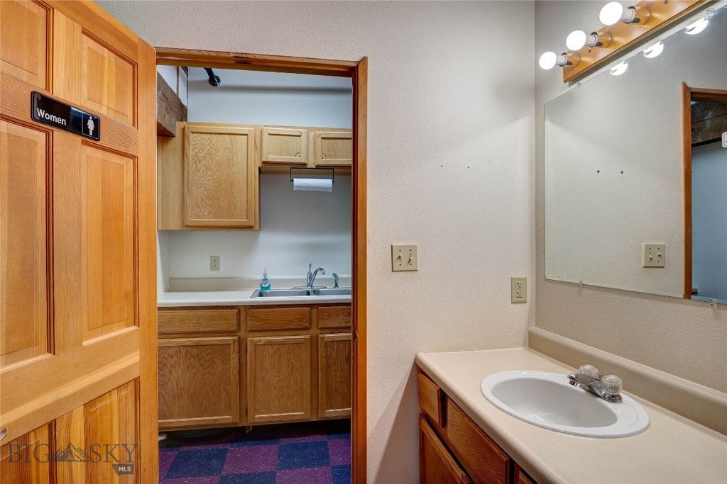 201 S Wallace Avenue A-4-1, Bozeman, MT 59715 photo 10