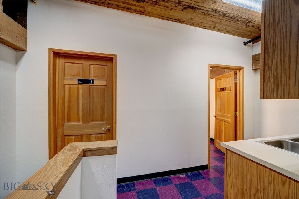 201 S Wallace Avenue A-4-1, Bozeman, MT 59715 photo 13