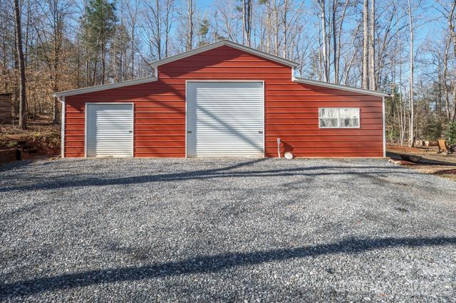 1107 Finger Bridge Road, Hickory, NC 28602