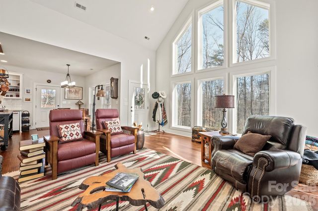 1107 Finger Bridge Road, Hickory, NC 28602