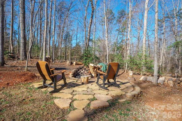 1107 Finger Bridge Road, Hickory, NC 28602