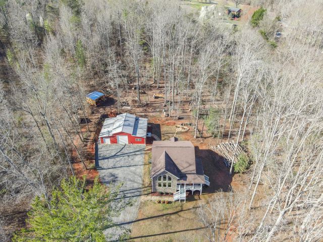 1107 Finger Bridge Road, Hickory, NC 28602