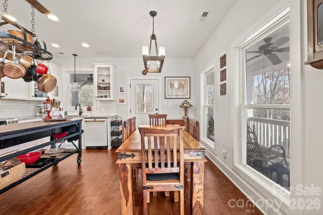 1107 Finger Bridge Road, Hickory, NC 28602