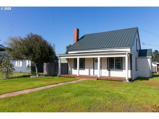 491 KINGWOOD St, Florence, OR 97439