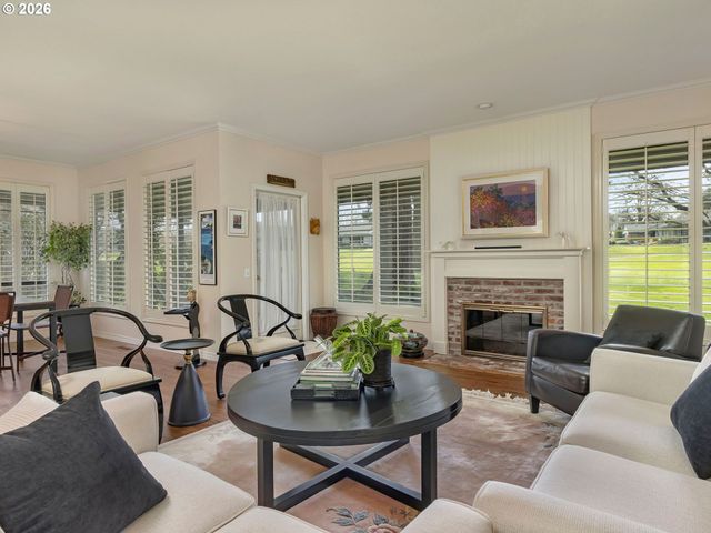 7242 Sw LAKE BLUFF Ct, Wilsonville, OR 97070