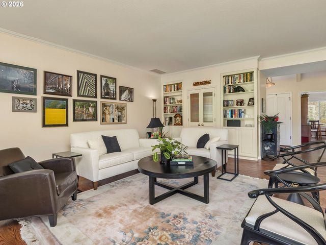 7242 Sw LAKE BLUFF Ct, Wilsonville, OR 97070