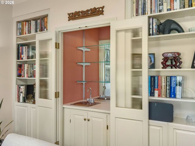 7242 Sw LAKE BLUFF Ct, Wilsonville, OR 97070