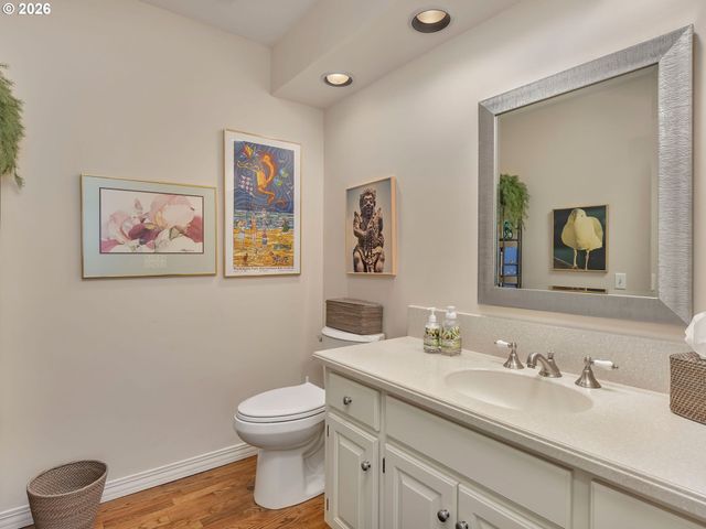 7242 Sw LAKE BLUFF Ct, Wilsonville, OR 97070