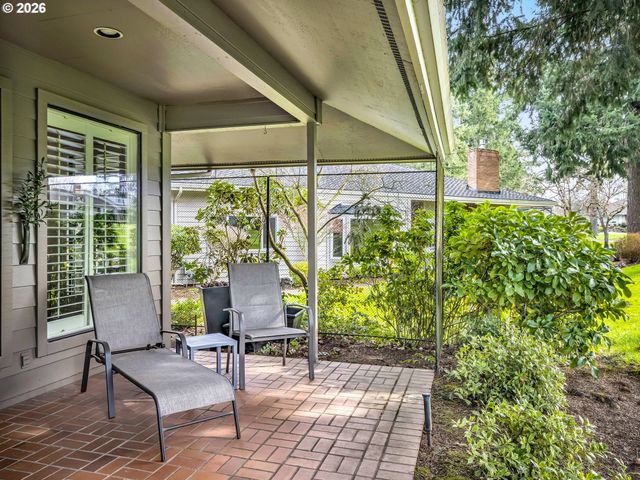 7242 Sw LAKE BLUFF Ct, Wilsonville, OR 97070