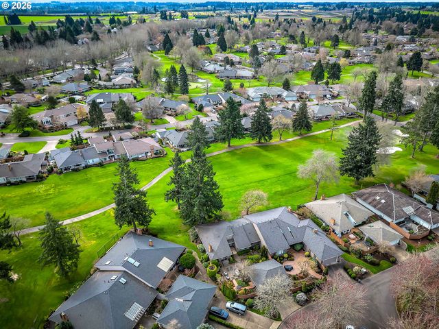 7242 Sw LAKE BLUFF Ct, Wilsonville, OR 97070