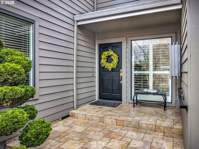 7242 Sw LAKE BLUFF Ct, Wilsonville, OR 97070