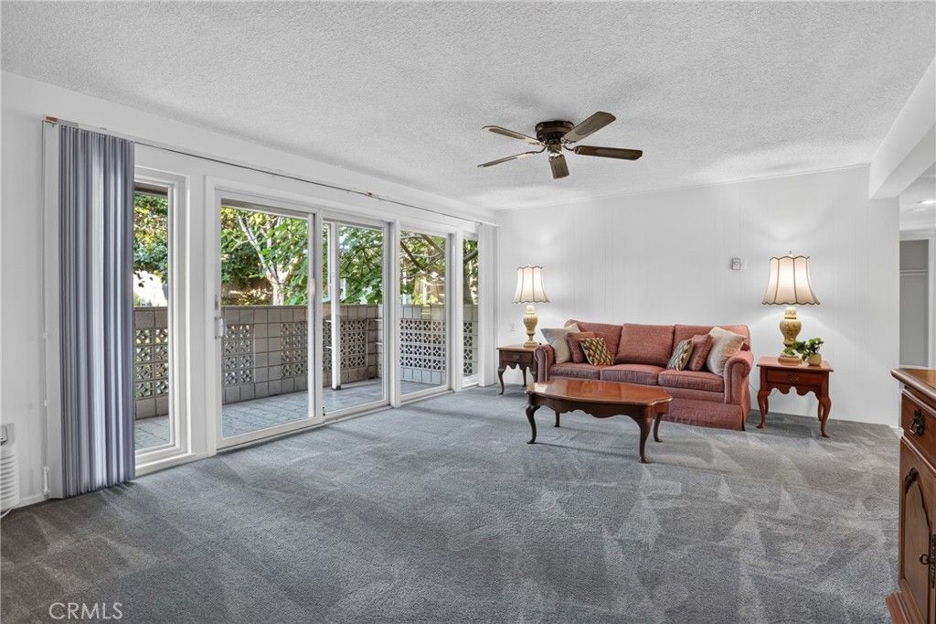 Image 13 of property listing at 8 Via Castilla C, Laguna Woods, CA 92637
