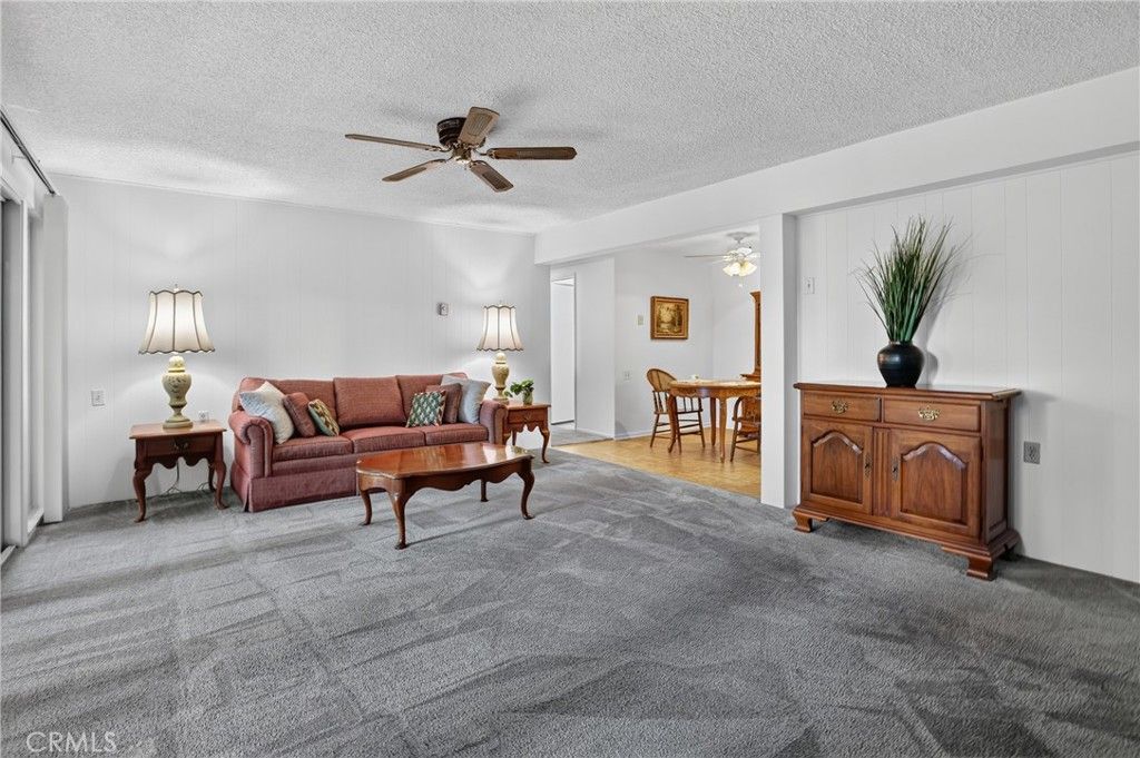 Image 14 of property listing at 8 Via Castilla C, Laguna Woods, CA 92637