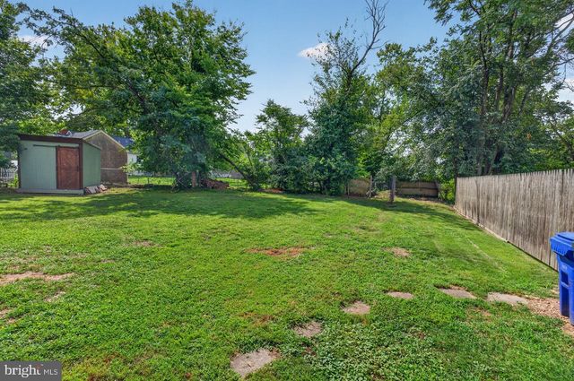 5111 LAKELAND RD, College Park, MD 20740