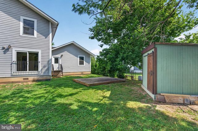 5111 LAKELAND RD, College Park, MD 20740
