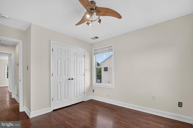 5111 LAKELAND RD, College Park, MD 20740