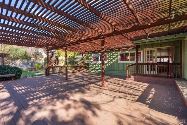 5186-5220 Hwy 116 Hwy S, Sebastopol, CA 95472