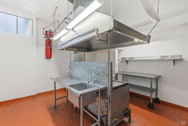 5186-5220 Hwy 116 Hwy S, Sebastopol, CA 95472