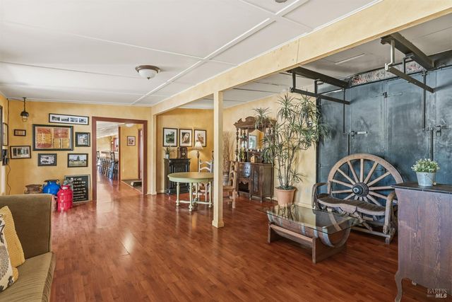 5186-5220 Hwy 116 Hwy S, Sebastopol, CA 95472