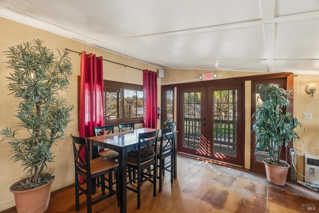 5186-5220 Hwy 116 Hwy S, Sebastopol, CA 95472