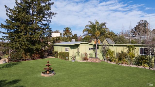 5186-5220 Hwy 116 Hwy S, Sebastopol, CA 95472