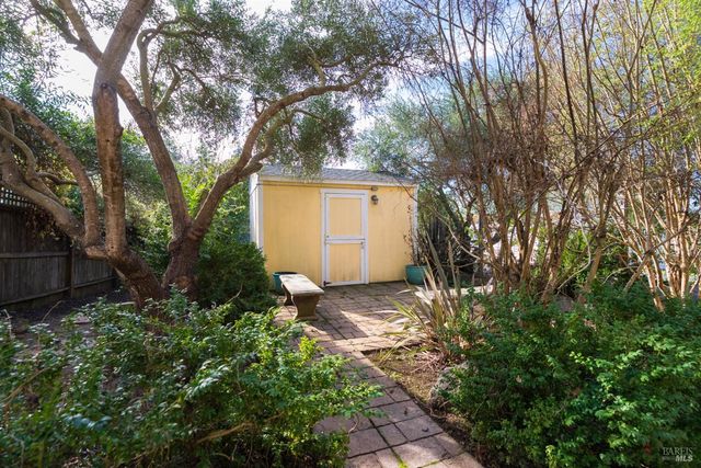 5186-5220 Hwy 116 Hwy S, Sebastopol, CA 95472