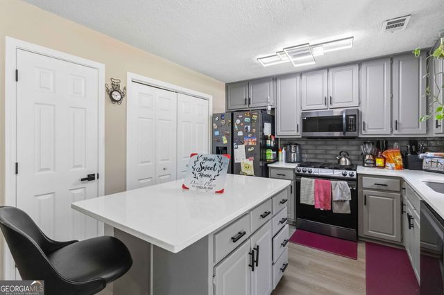 625 Brents Cove, Stockbridge, GA 30281