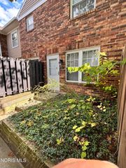 5721 Bernath Court, # Gl, Toledo, OH 43615