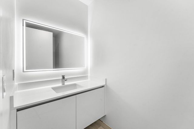 220 Lake Shore Drive 2005, Lake Park, FL 33403