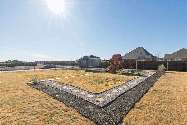 2132 Sicily Lane, Haslet, TX 76052