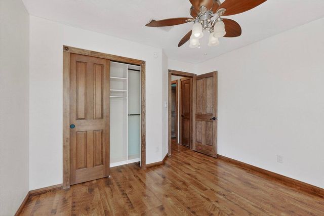 9633 De Vargas Loop NE, Albuquerque, NM 87109