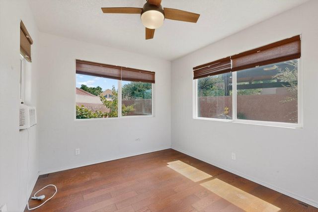 9633 De Vargas Loop NE, Albuquerque, NM 87109
