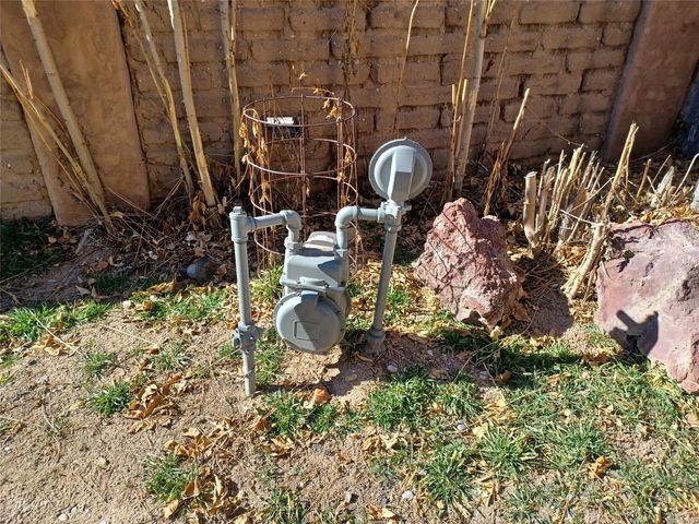 77 County Road 5, Espanola, NM 87532