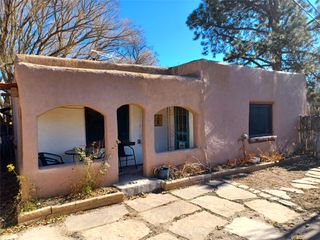 77 County Road 5, Espanola, NM 87532