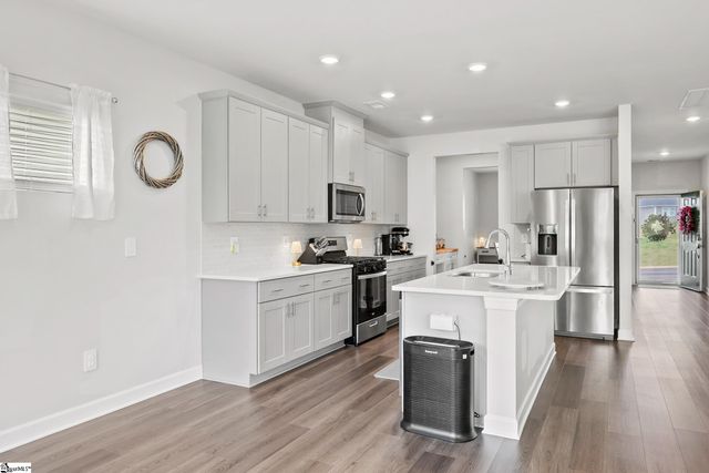 219 Lavinia Circle, Duncan, SC 29334
