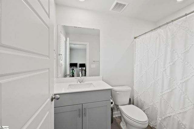 219 Lavinia Circle, Duncan, SC 29334
