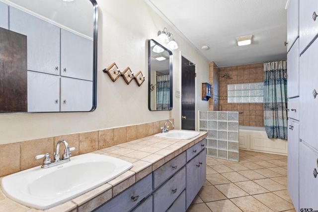 15476 Lakeside Dr., Bullard, TX 75757