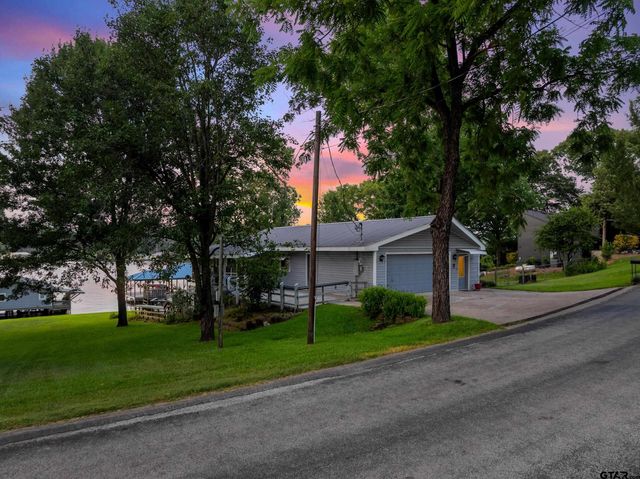 15476 Lakeside Dr., Bullard, TX 75757