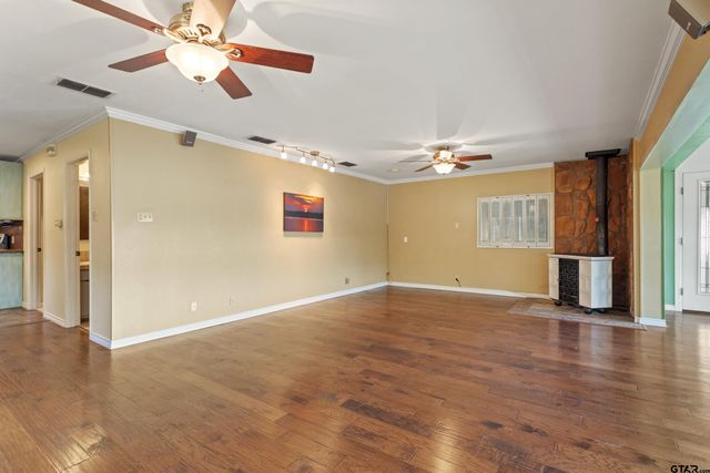 15476 Lakeside Dr., Bullard, TX 75757
