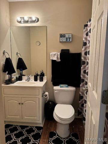 25 CRESTWOOD Court, Millbrook, AL 36054