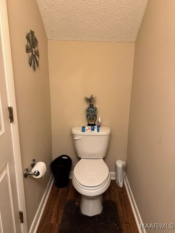 25 CRESTWOOD Court, Millbrook, AL 36054