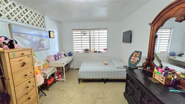 JULIAN BLANCO PUEBLO 35, Vega Baja, PR 00693